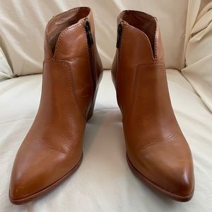 Frye Jennifer Ankle boots